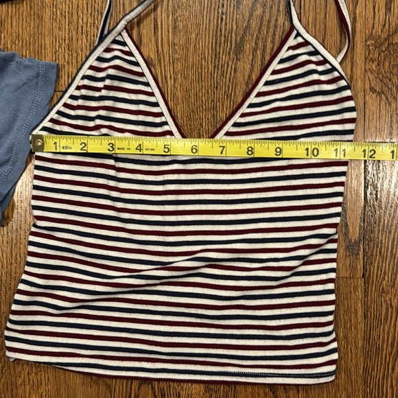 Brandy Melville bundle of 5 tops variety of colors one size - Picture 2 of 12